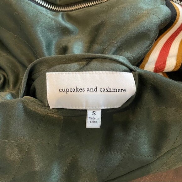 Reversible Jacket // Zipper // Size Small - Picture 3 of 3